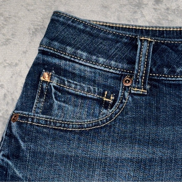 New with Tag Maurices High Rise 3.5” Denim Jean Shorts Size 6 - Picture 2 of 11